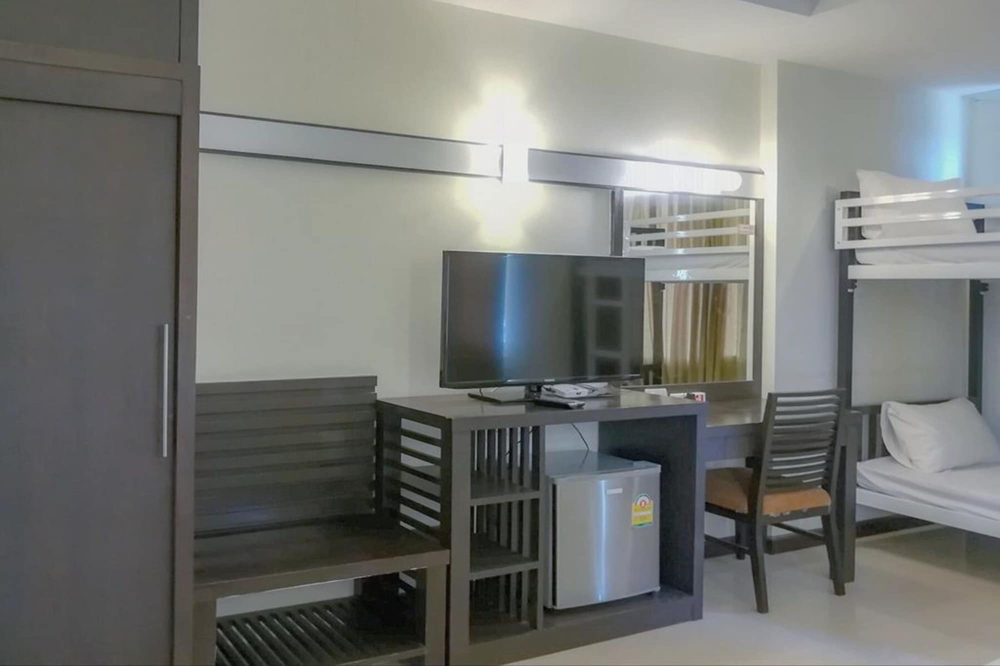 מלון קראבי K.M. House מראה חיצוני תמונה